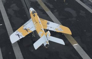 F-84F 雷痕阿慈谷日富美涂装