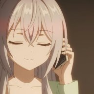不時輕聲地以俄語遮羞的鄰座艾莉同學