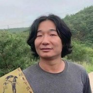 董亚千